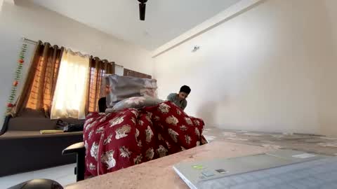 Snapshot of maskboyz2004 chatting on 12-31-24, 03:23 Mask Boy online show from 12-31-24, 03:23