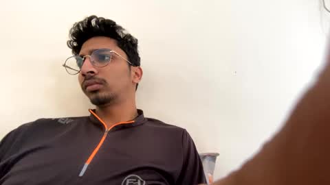 Snapshot of maskboyz2004 chatting on 01-05-25, 03:22 Mask Boy online show from 01-05-25, 03:22