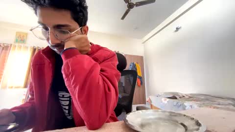 Snapshot of maskboyz2004 chatting on 01-18-25, 04:48 Mask Boy online show from 01-18-25, 04:48