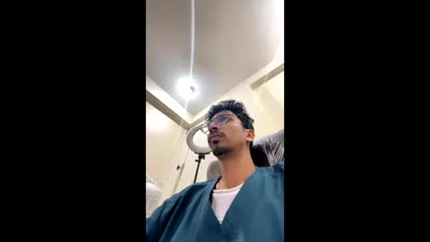 Snapshot of maskboyz2004 chatting on 02-03-25, 08:35 Mask Boy online show from 02-03-25, 08:35