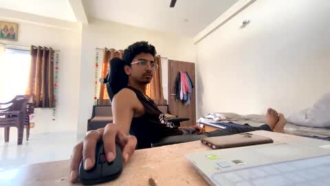 Snapshot of maskboyz2004 chatting on 02-10-25, 03:46 Mask Boy online show from 02-10-25, 03:46