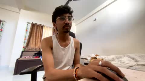 Snapshot of maskboyz2004 chatting on 02-16-25, 07:48 Mask Boy online show from 02-16-25, 07:48