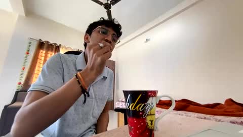 Snapshot of maskboyz2004 chatting on 02-23-25, 03:13 Mask Boy online show from 02-23-25, 03:13