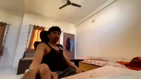 Snapshot of maskboyz2004 chatting on 02-26-25, 02:37 Mask Boy online show from 02-26-25, 02:37