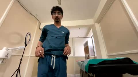 Snapshot of maskboyz2004 chatting on 02-27-25, 01:17 Mask Boy online show from 02-27-25, 01:17