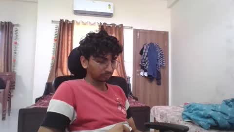 Snapshot of maskboyz2004 chatting on 09-21-25, 02:57 Mask Boy online show from 09-21-25, 02:57