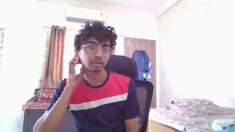 Snapshot of maskboyz2004 chatting on 09-28-25, 04:51 Mask Boy online show from 09-28-25, 04:51