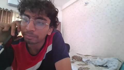 Snapshot of maskboyz2004 chatting on 10-23-25, 03:39 Mask Boy online show from 10-23-25, 03:39