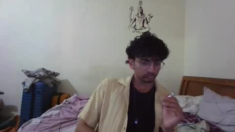 Snapshot of maskboyz2004 chatting on 10-24-25, 06:54 Mask Boy online show from 10-24-25, 06:54