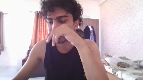 Snapshot of maskboyz2004 chatting on 10-25-25, 02:08 Mask Boy online show from 10-25-25, 02:08