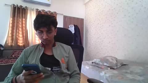 Snapshot of maskboyz2004 chatting on 11-14-25, 03:27 Mask Boy online show from 11-14-25, 03:27