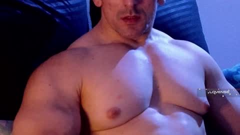 Snapshot of masked_bodybuilder chatting on 01-16-25, 12:23 masked_bodybuilder online show from 01-16-25, 12:23