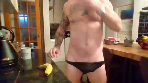 Snapshot of masked_masturbation_couple chatting on 02-23-26, 06:55 Masked Masturbation Couple online show from 02-23-26, 06:55