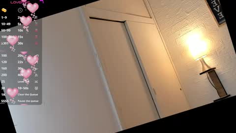 Snapshot of maskedgirl01 chatting on 02-17-26, 07:20 Scarlet online show from 02-17-26, 07:20