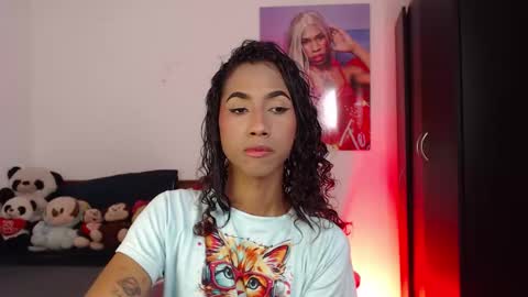 Snapshot of massielhot chatting on 12-01-25, 08:47 massielhot online show from 12-01-25, 08:47