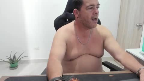 Snapshot of massimo_danger chatting on 10-29-25, 09:49 massimo_danger online show from 10-29-25, 09:49