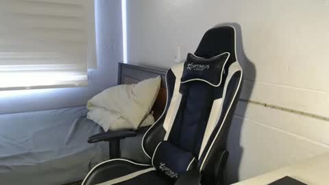 Snapshot of massimo_jiovano chatting on 12-07-24, 03:19 massimo online show from 12-07-24, 03:19