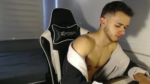 Snapshot of massimo_jiovano chatting on 12-09-24, 03:54 massimo online show from 12-09-24, 03:54