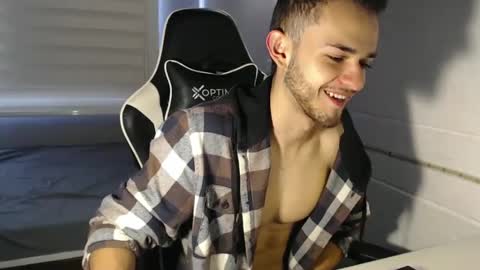 Snapshot of massimo_jiovano chatting on 02-21-25, 03:10 massimo online show from 02-21-25, 03:10