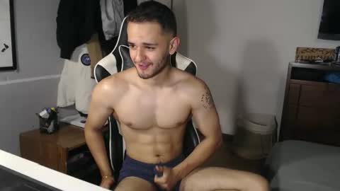 Snapshot of massimo_jiovano chatting on 11-05-25, 11:27 massimo online show from 11-05-25, 11:27