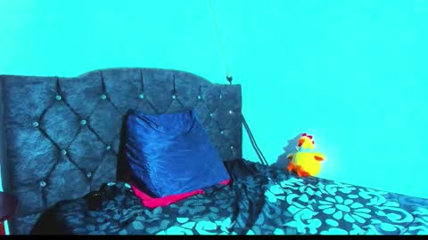 Snapshot of massimo_salazar chatting on 02-10-26, 05:50 Massimo online show from 02-10-26, 05:50