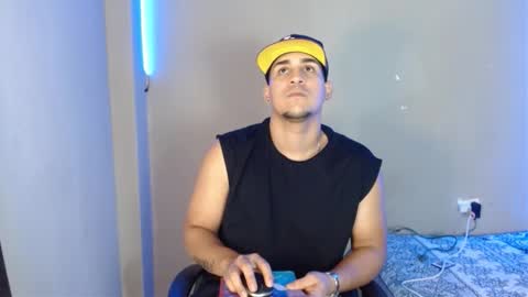 massimo_vidal online show from 11-25-25, 07:47