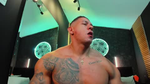 Snapshot of massimowalton2 chatting on 01-11-25, 02:20 massimowalton2 online show from 01-11-25, 02:20