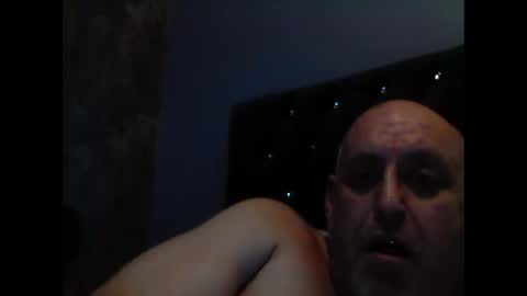 massivecock1980604187 online show from 02-11-25, 04:46
