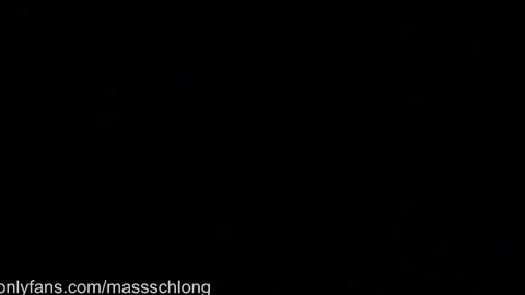 Snapshot of massschlong chatting on 02-10-25, 01:33 massschlong online show from 02-10-25, 01:33