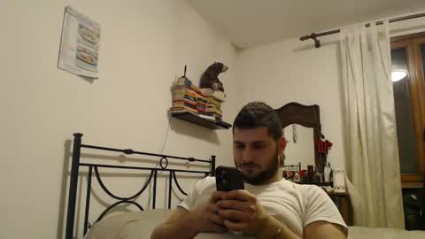 Snapshot of massu1994 chatting on 02-04-25, 05:45 Massu94 online show from 02-04-25, 05:45