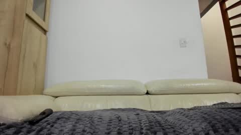 Domi online show from 11-20-25, 11:43