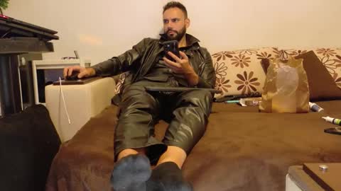 SIR online show from 10-19-25, 08:09