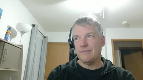 Snapshot of master_thorn chatting on 11-29-25, 03:20 Master Thorn online show from 11-29-25, 03:20