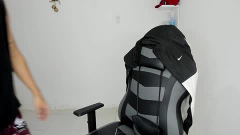 Snapshot of masteralda09 chatting on 12-02-25, 04:24 Alpha junior online show from 12-02-25, 04:24