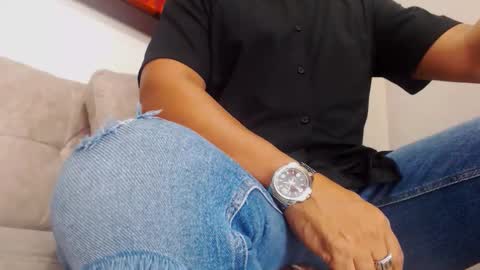 Snapshot of masterdickjuicy chatting on 12-18-25, 03:12 Lord bbc online show from 12-18-25, 03:12