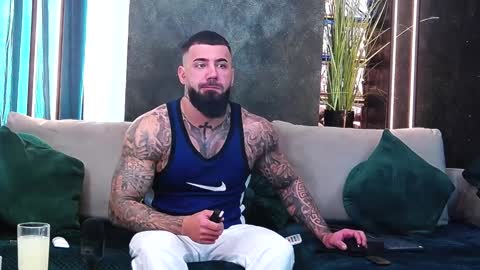 masterkingofmuscle online show from 01-06-25, 08:46