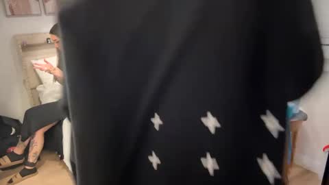 Snapshot of masturbatingmariamiller chatting on 12-22-24, 03:22 masturbatingmariamiller online show from 12-22-24, 03:22