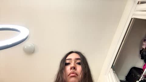 Snapshot of masturbatingmariamiller chatting on 01-18-25, 11:55 masturbatingmariamiller online show from 01-18-25, 11:55