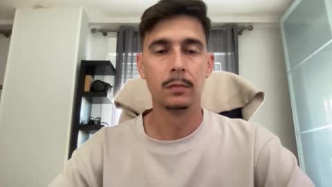 Aaron online show from 10-15-25, 02:39