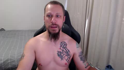 Snapshot of matchy666 chatting on 11-14-25, 06:23 Matchy online show from 11-14-25, 06:23