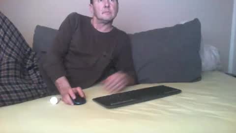 Snapshot of matejmiran chatting on 01-25-25, 10:18 MATE AND BARB online show from 01-25-25, 10:18