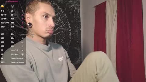 Snapshot of mateo60_ chatting on 09-28-25, 02:50 Mateo online show from 09-28-25, 02:50