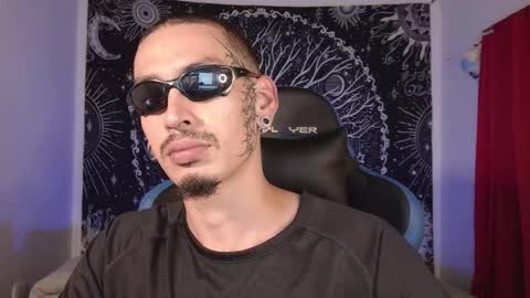 Snapshot of mateo60_ chatting on 10-18-25, 12:57 Mateo online show from 10-18-25, 12:57