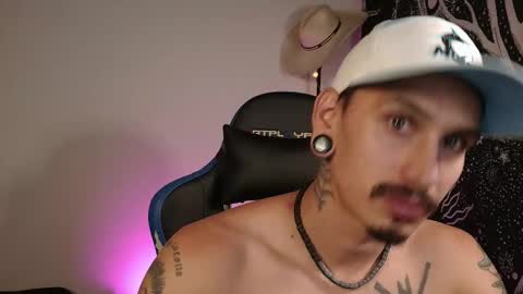 Snapshot of mateo60_ chatting on 11-27-25, 03:08 Mateo online show from 11-27-25, 03:08