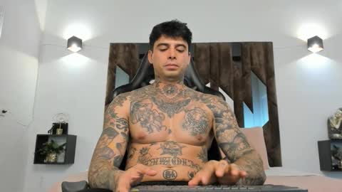 mateo_dilucajs1 online show from 10-01-25, 07:09