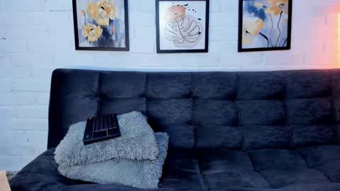 MATEO HUNTER online show from 10-25-25, 04:09