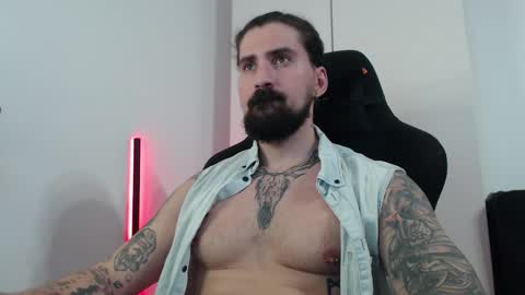 Snapshot of mateohalifa chatting on 10-10-25, 04:50 mateohalifa online show from 10-10-25, 04:50