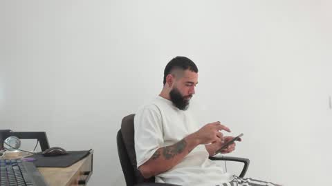 Matheus     online show from 12-17-24, 08:32