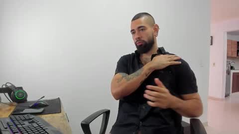 Matheus     online show from 10-08-25, 04:15