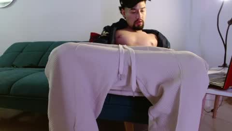 Snapshot of mathew444 chatting on 04-06-26, 08:48 STRURIBE ON INSTAGRAM online show from 04-06-26, 08:48